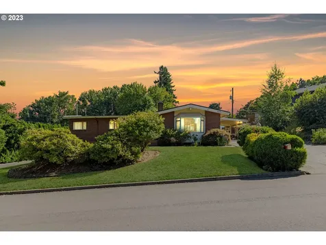 9003 Nw 24th Avenue Vancouver WA 98665