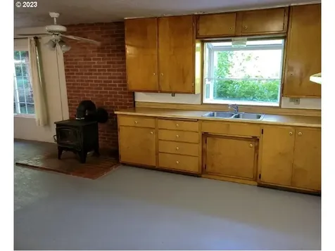 94381 Quarry Road Gold Beach OR 97444