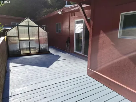 94381 Quarry Road Gold Beach OR 97444