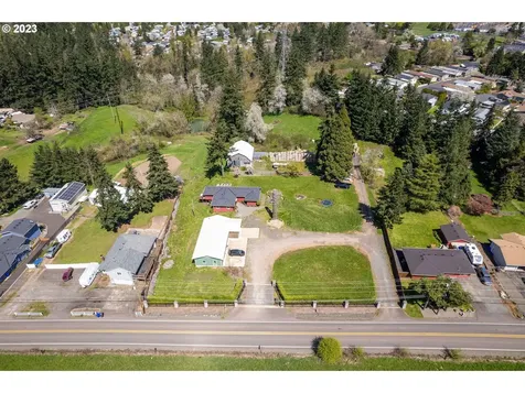 18522 S Holly Lane Oregon City OR 97045