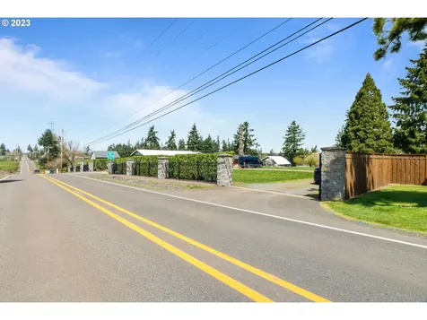 18522 S Holly Lane Oregon City OR 97045