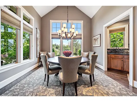 1808 Ridge Pointe Drive Lake Oswego OR 97034