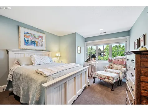 1808 Ridge Pointe Drive Lake Oswego OR 97034