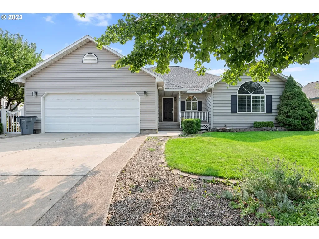 1303 22nd Street La Grande OR 97850
