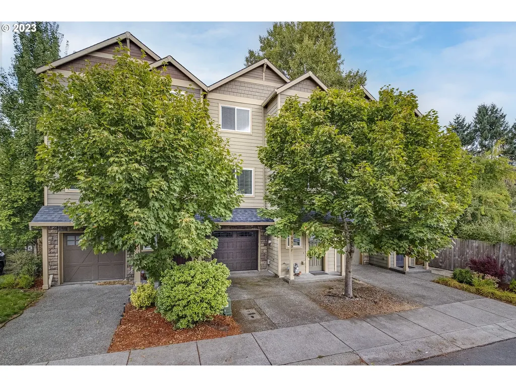 8537 Sw Lizzie Court Portland OR 97223