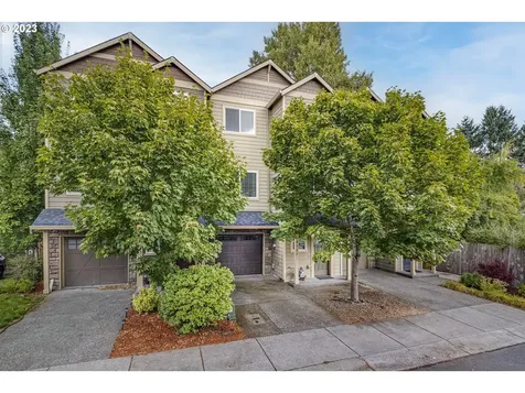 8537 Sw Lizzie Court Portland OR 97223