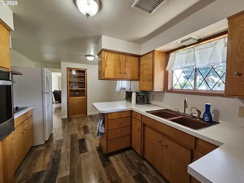 460 Terrace Lane Sutherlin OR 97479