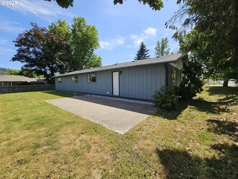 460 Terrace Lane Sutherlin OR 97479