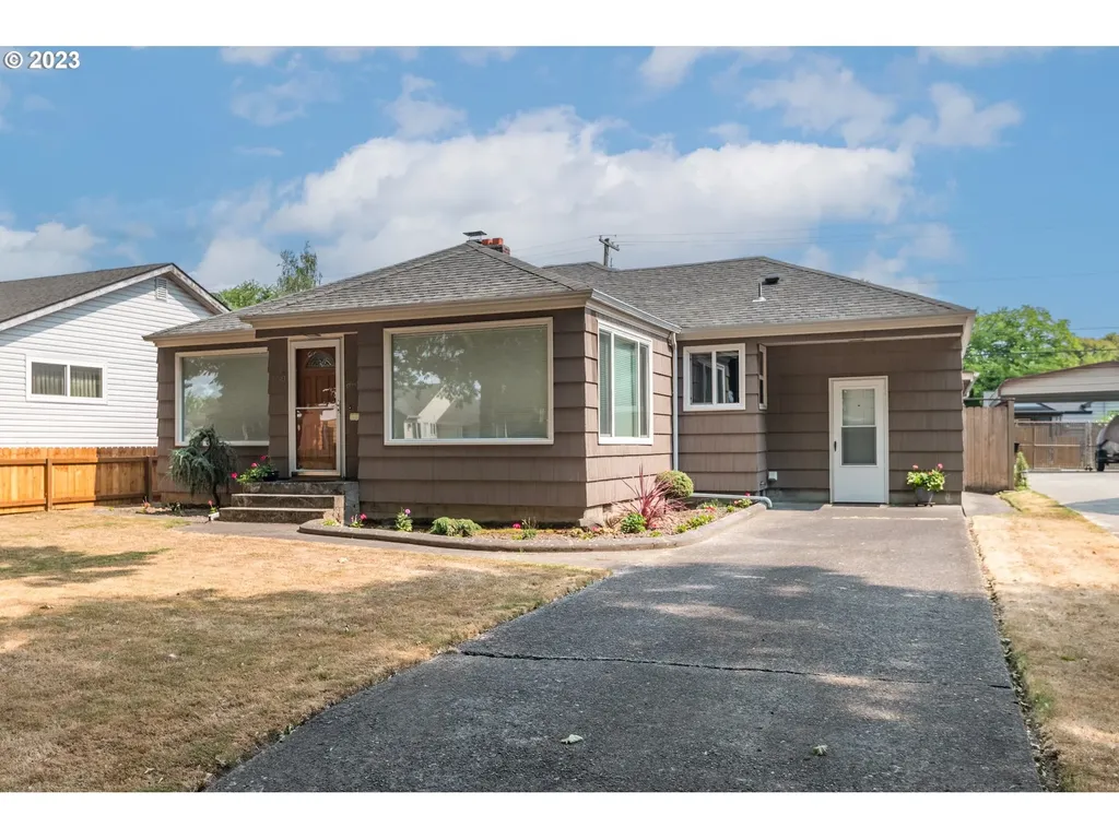 630 26th Avenue Longview WA 98632