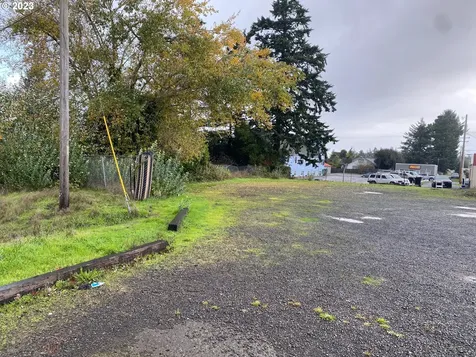 423 Highway 101 Florence OR 97439