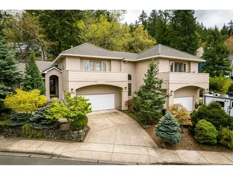 2709/2713 Hallmark Lane Eugene OR 97405