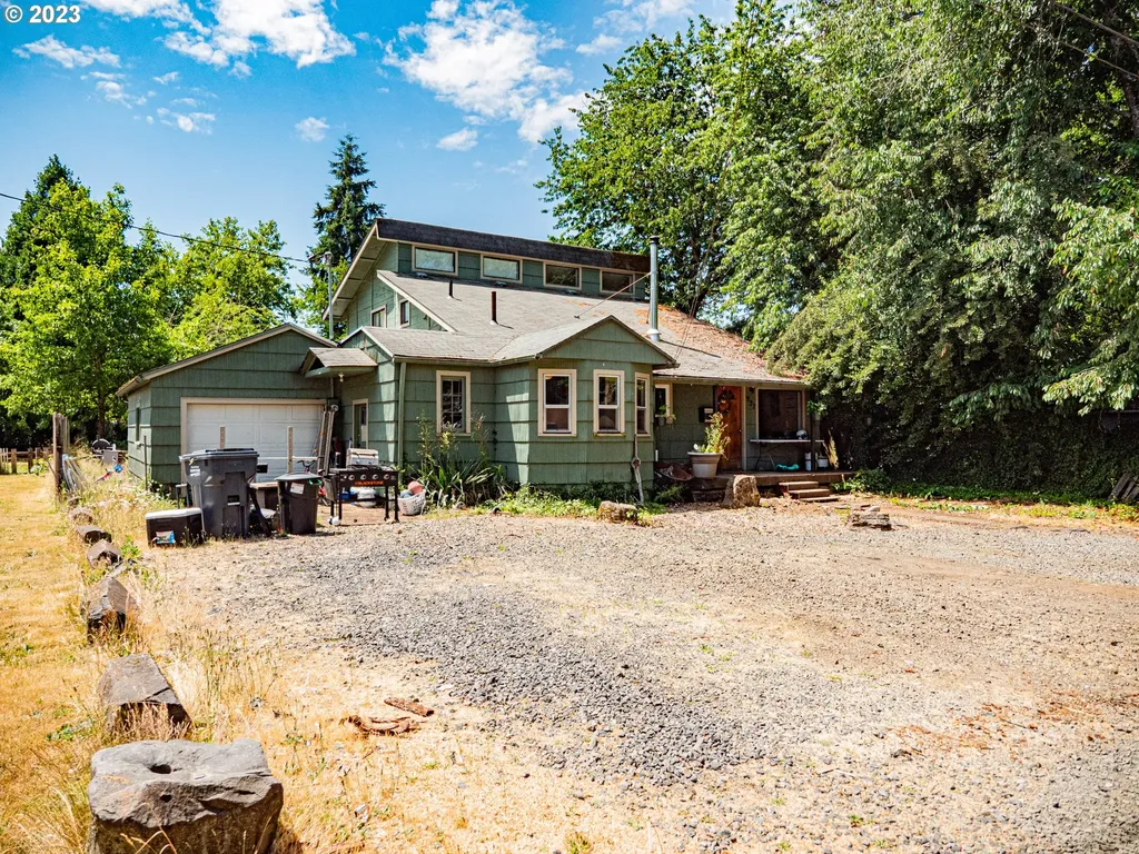927 Grape Street Sweet Home OR 97386