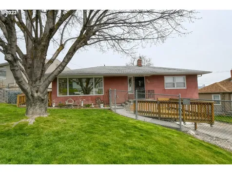 720 Nw 11th Street Pendleton OR 97801