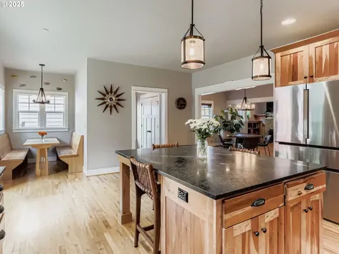 8213 SW 174th Terrace Beaverton OR 97007