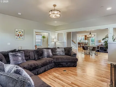 8213 SW 174th Terrace Beaverton OR 97007