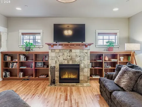 8213 SW 174th Terrace Beaverton OR 97007