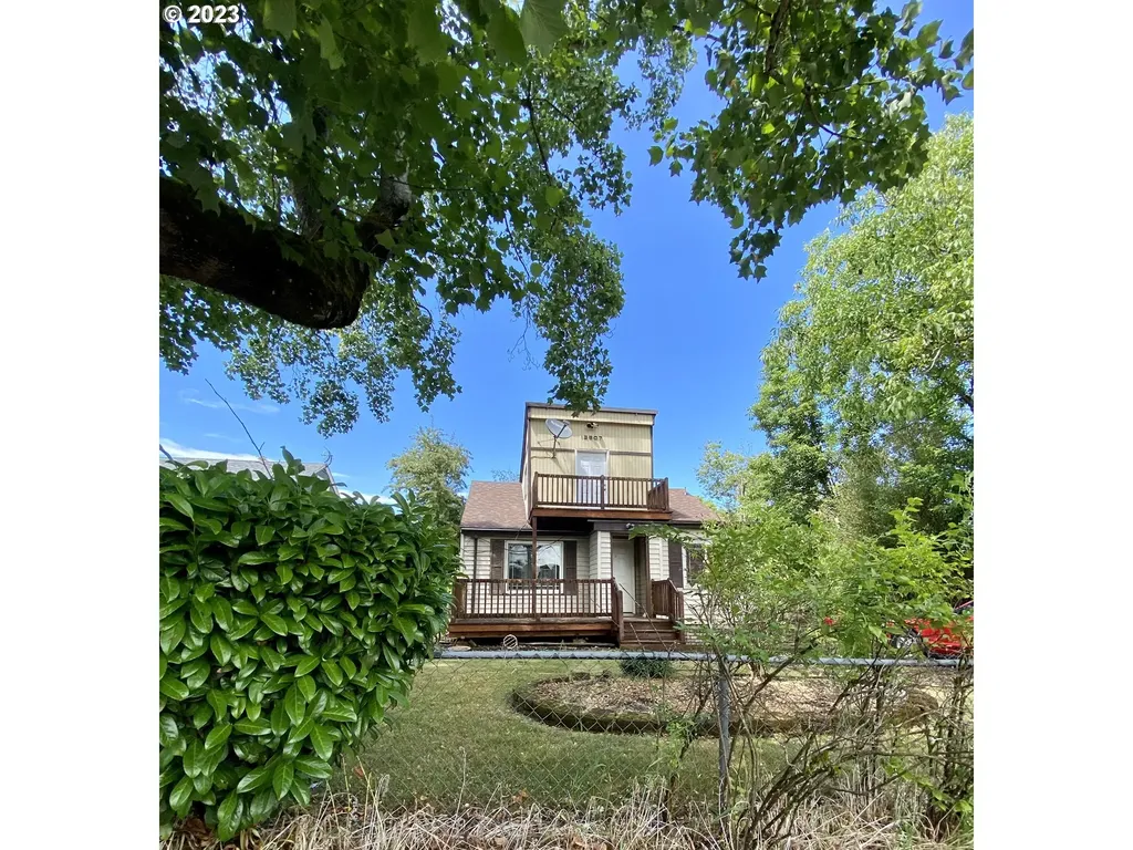 12507 Se Tibbetts Street Portland OR 97236