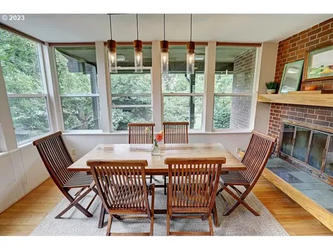 19378 Central Point Road Oregon City OR 97045
