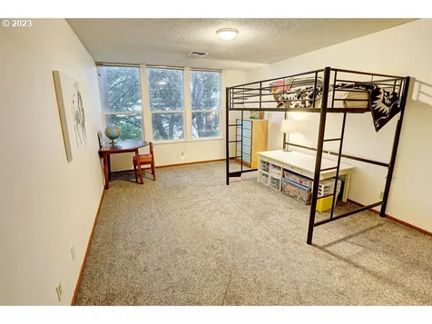 19378 Central Point Road Oregon City OR 97045