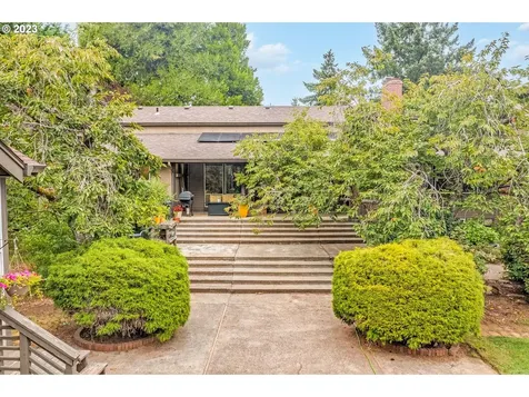 19378 Central Point Road Oregon City OR 97045