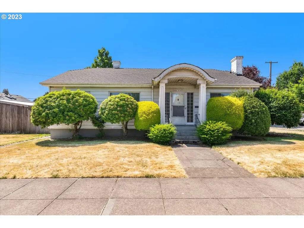 2006 Se Claybourne Street Portland OR 97202