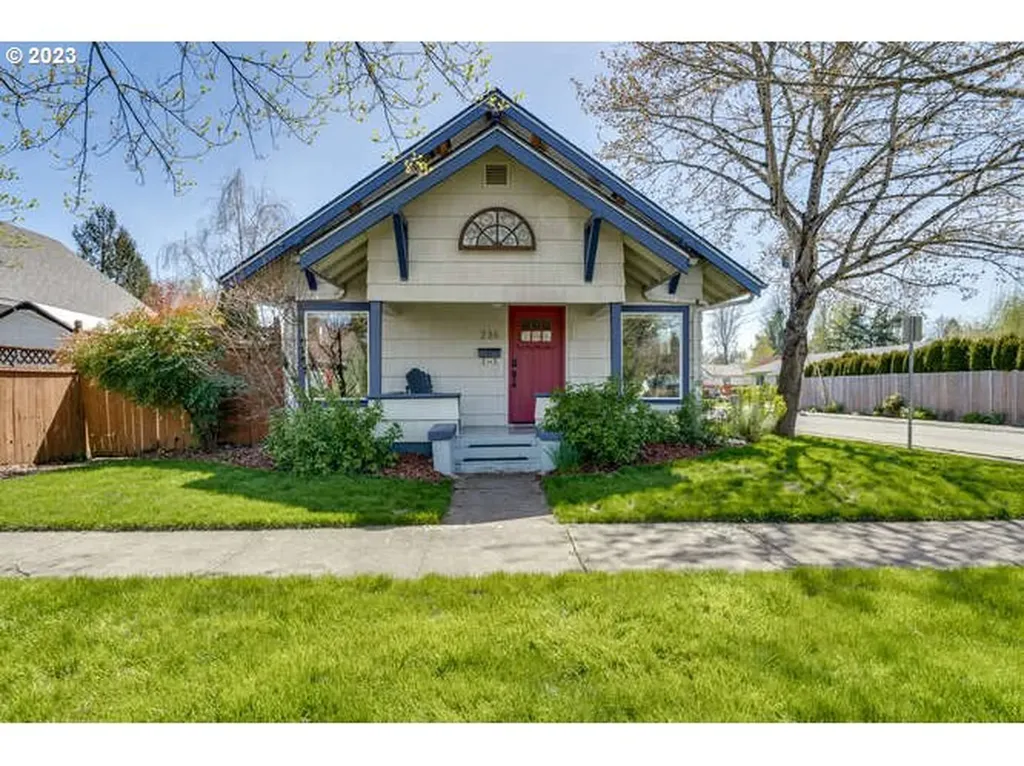 236 Nw 11th Street Mcminnville OR 97128