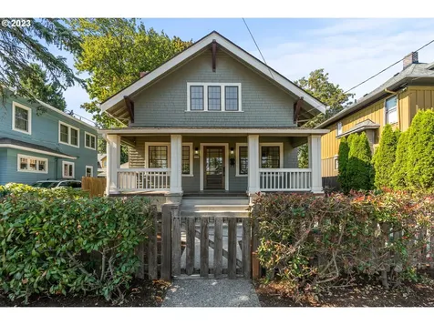 2537 Ne 57th Avenue Portland OR 97213