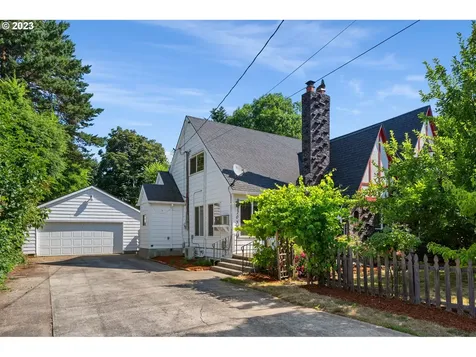 10321 Ne Oregon Street Portland OR 97220