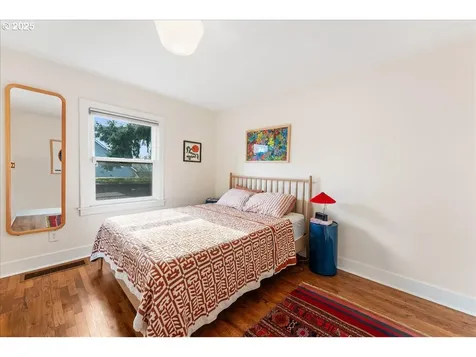 10202 SE Harold Street Portland OR 97266