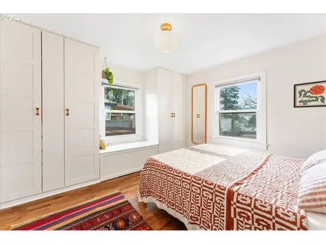 10202 SE Harold Street Portland OR 97266