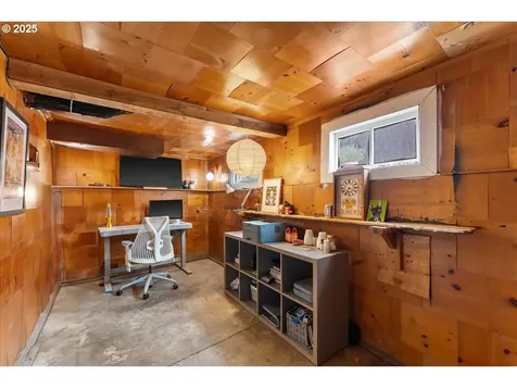 10202 SE Harold Street Portland OR 97266
