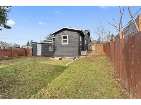 10202 SE Harold Street Portland OR 97266
