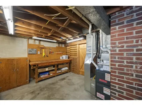 12505 SE Mill Court Portland OR 97233