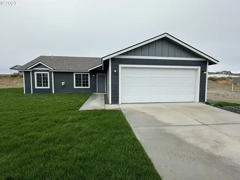 2564 Oriole Street Umatilla OR 97882