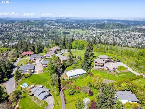 1375 Sw Blaine Court Gresham OR 97080