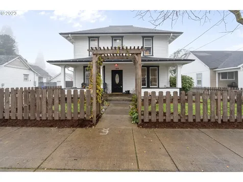 214 S Molalla Avenue Molalla OR 97038
