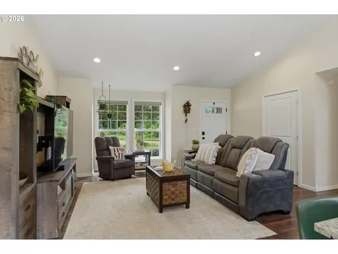 20818 NE Richmond Road Brush Prairie WA 98606