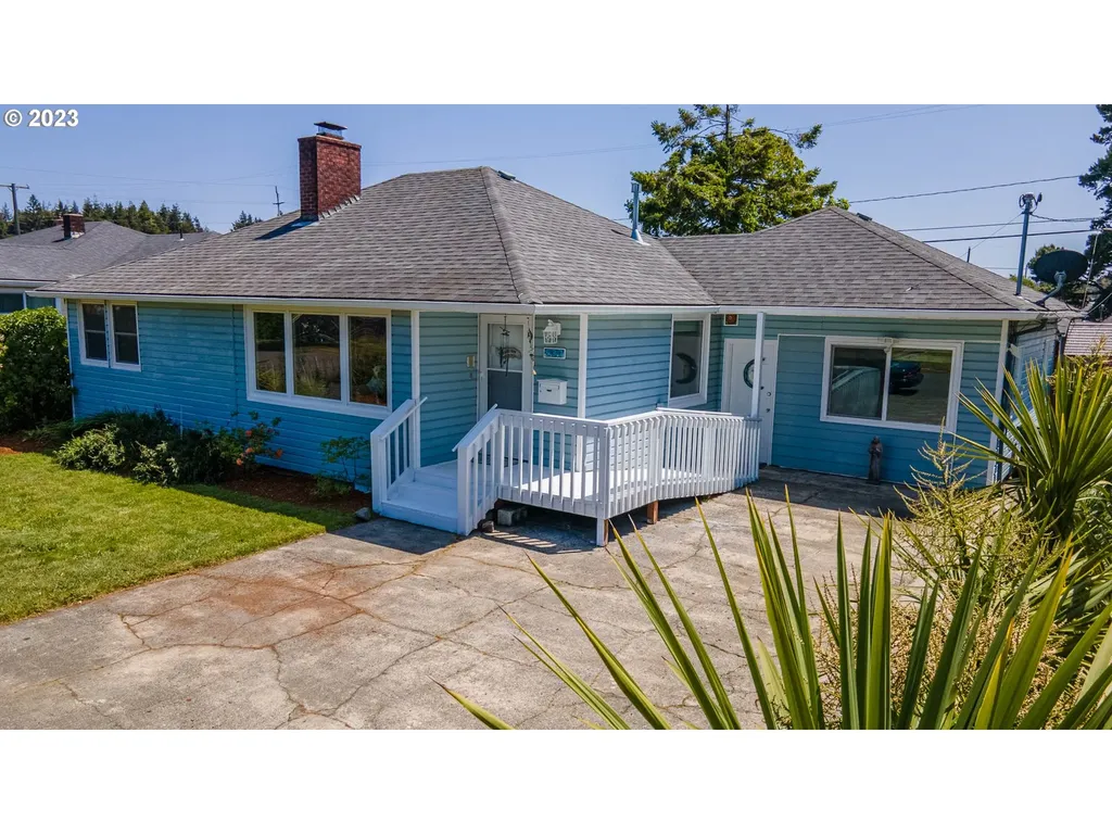 937 Michigan Avenue Coos Bay OR 97420