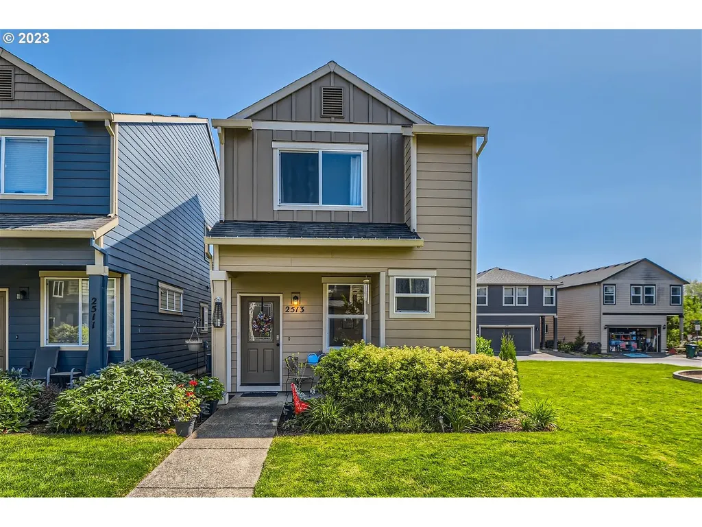 2513 Carson Loop Forest Grove OR 97116