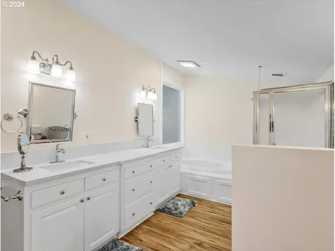 11695 Sw Nicoli Place Portland OR 97224