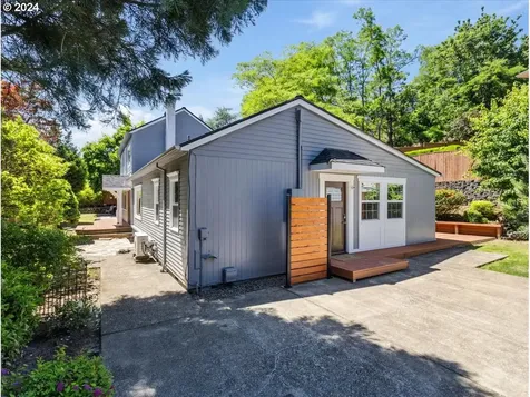 11695 Sw Nicoli Place Portland OR 97224