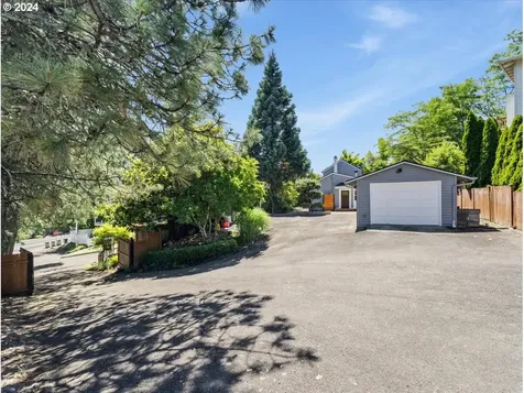 11695 Sw Nicoli Place Portland OR 97224