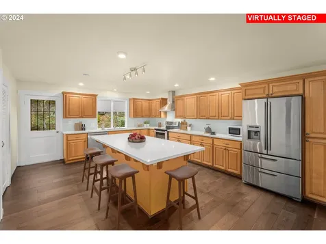 11695 Sw Nicoli Place Portland OR 97224