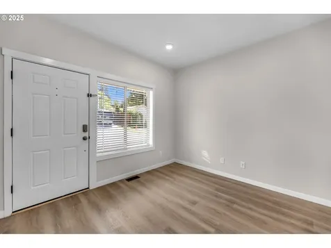 3707 NE Minnehaha Street Vancouver WA 98661