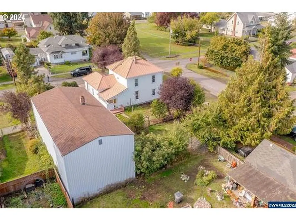 285 W I Street Halsey OR 97348