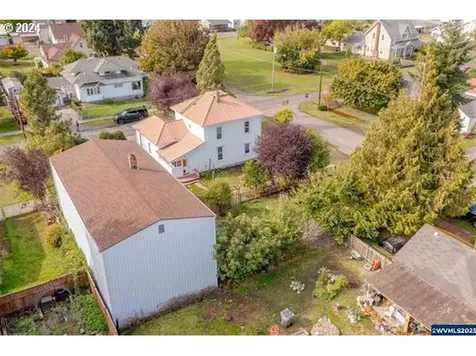 285 W I Street Halsey OR 97348