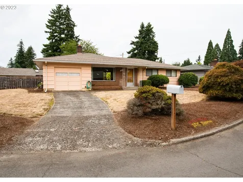 1329 Se 141st Avenue Portland OR 97233