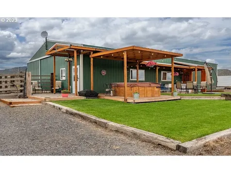 14384 Sw Umbarger Road Powell Butte OR 97753