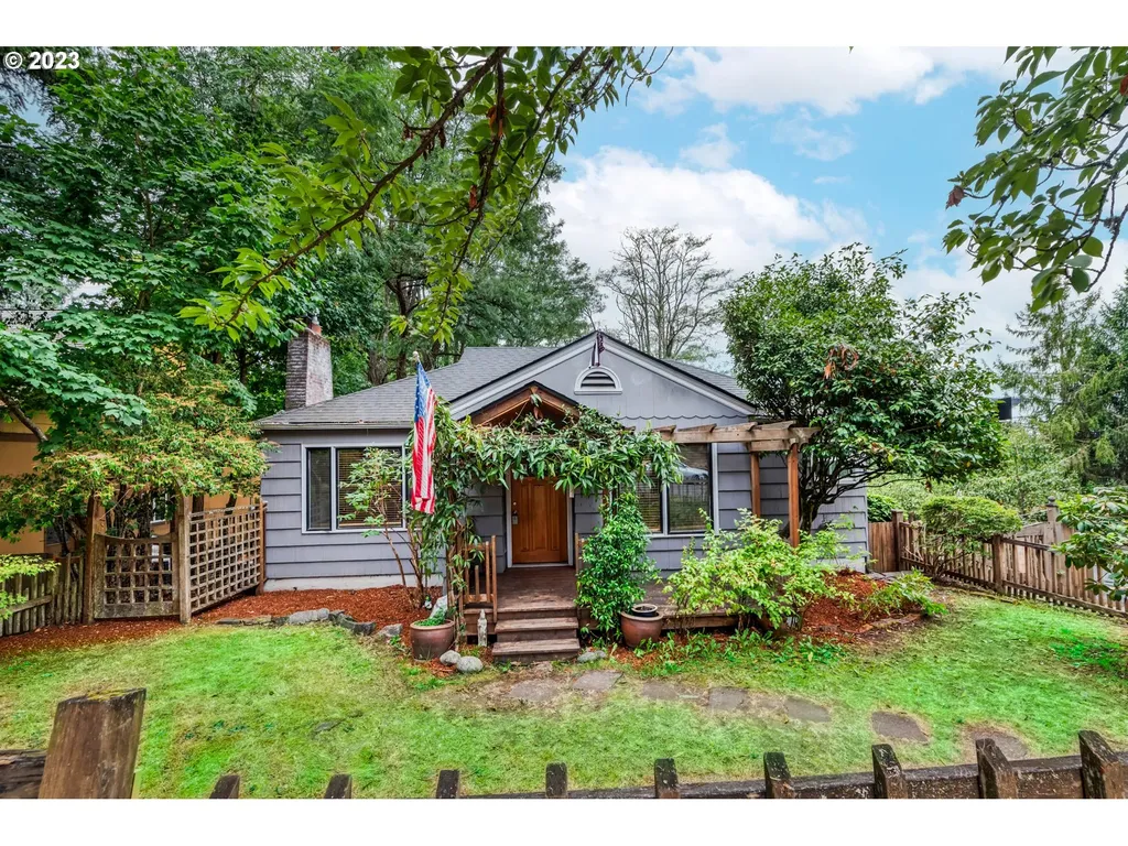 2284 Washington Street Eugene OR 97405