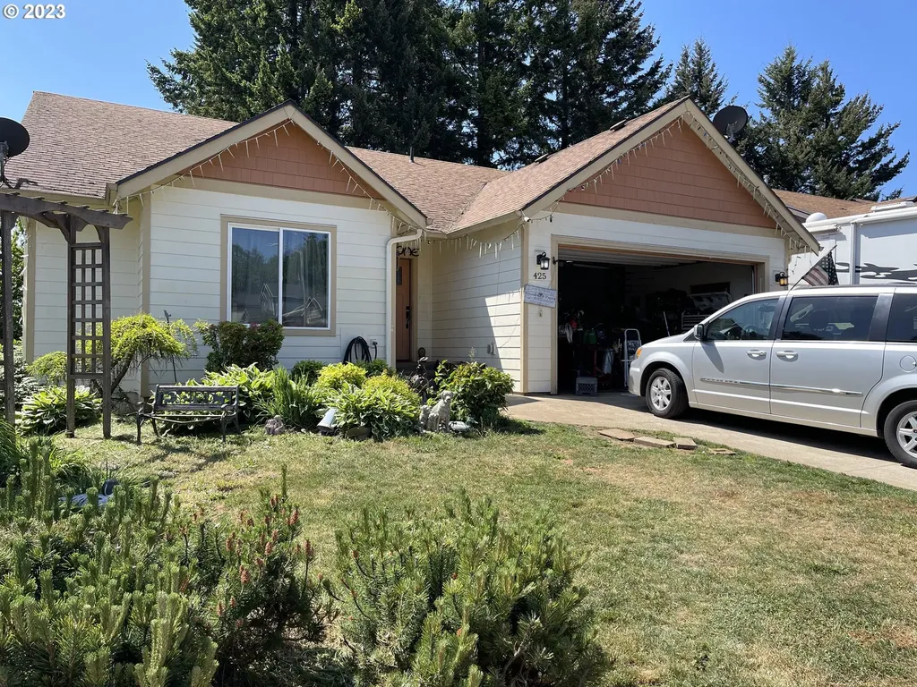 425 Nw 6th Street Willamina OR 97396